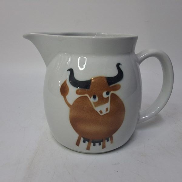 Lot 1202 - ARABIA JUG