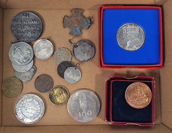 Lot 1081 - COINS