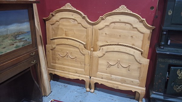 Lot 40 - DOUBLE BED
