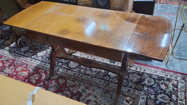 Lot 55 - DROPSIDE TABLE
