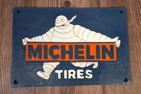 Lot 1267 - MICHELIN PLAQUE