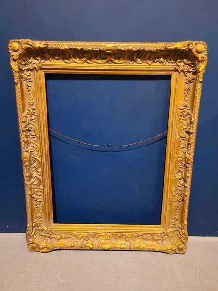 Lot 330 - PICTURE FRAME