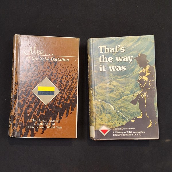 Lot 1468 - WW2 UNIT HISTORIES.