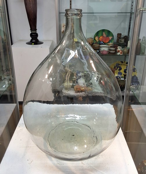 Lot 221 - CARBOY