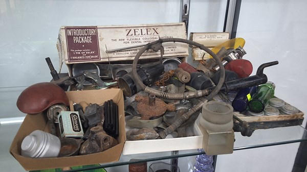 Lot 1492 - DENTISTRY COLLECTABLES