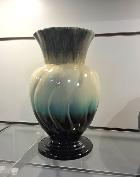 Lot 1351 - POTTERY VASE
