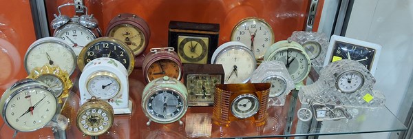 Lot 1449 - CLOCKS