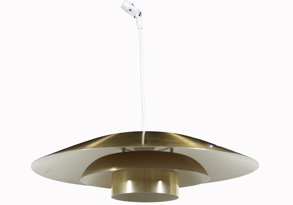 Lot 157 - HANGING PENDANT LIGHT