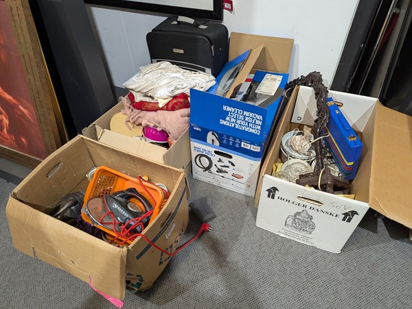 Lot 542 - HOUSEHOLD LOT