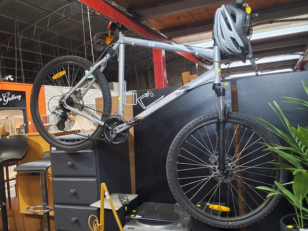 Lot 452 - MOUNTAIN BIKE