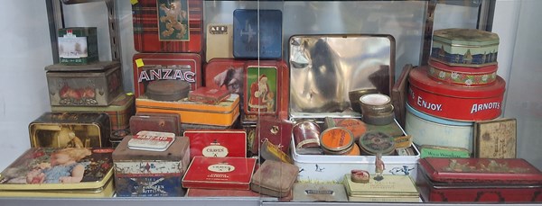 Lot 1418 - VINTAGE TINS