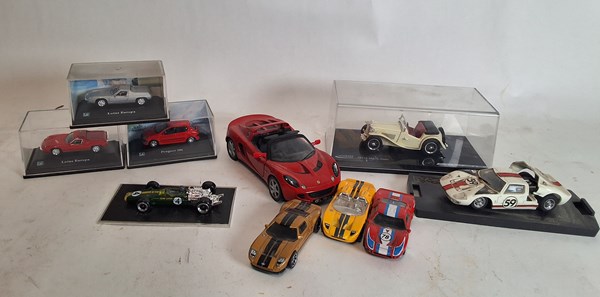 Lot 1381 - TOY & MODEL CARS