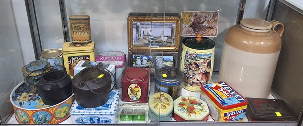 Lot 1424 - COLLECTABLES