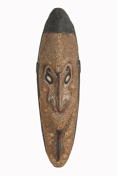 Lot 140 - TRIBAL MASK