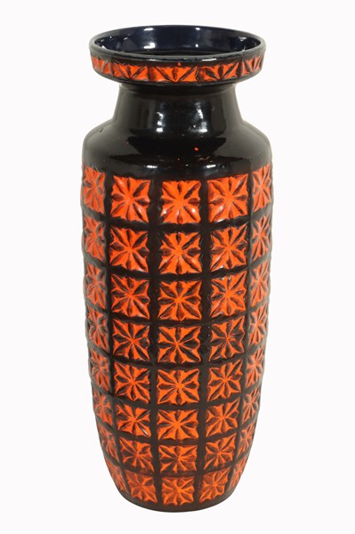 Lot 147 - PRISMA FLOOR VASE