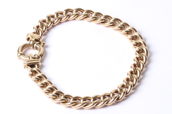 Lot 1049 - GOLD BRACELET