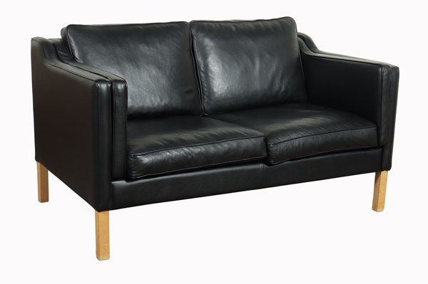 Lot 13 - DANISH LEATHER LOUNGE