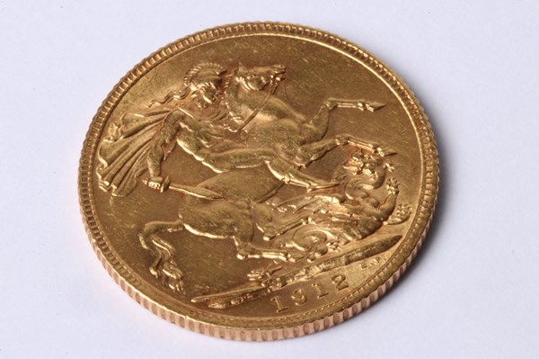 Lot 1057 - GOLD COIN