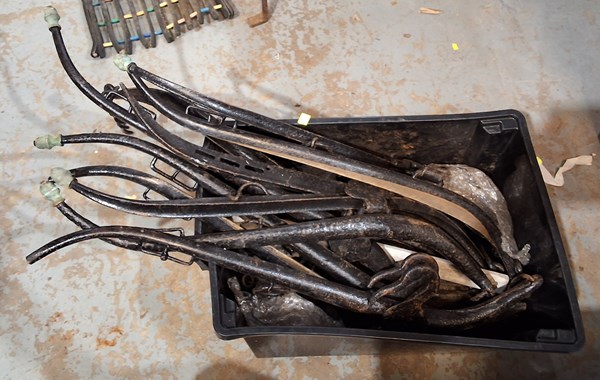 Lot 243 - HORSE HAMES