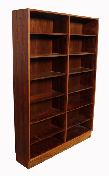 Lot 60 - ROSEWOOD BOOKSHELF