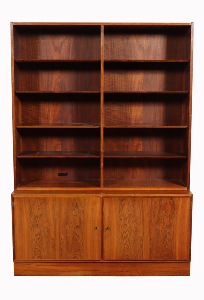 Lot 92 - ROSEWOOD BOOKSHELF CABINET