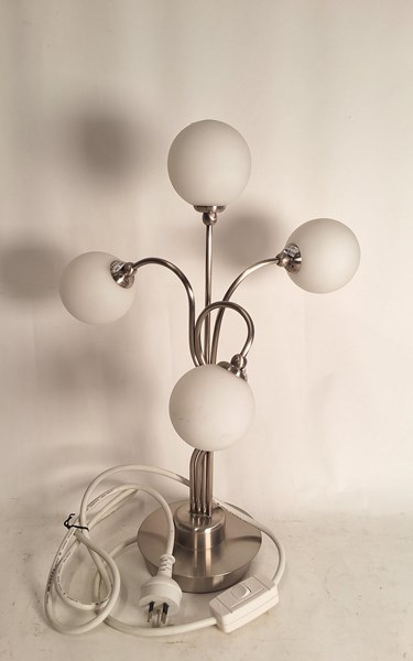 Lot 1271 - TABLE LAMP