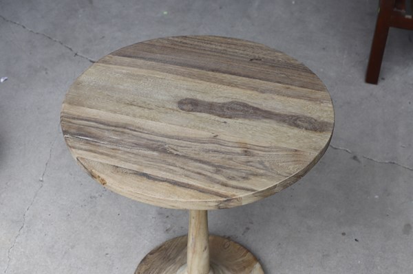 Lot 42 - SIDE TABLE
