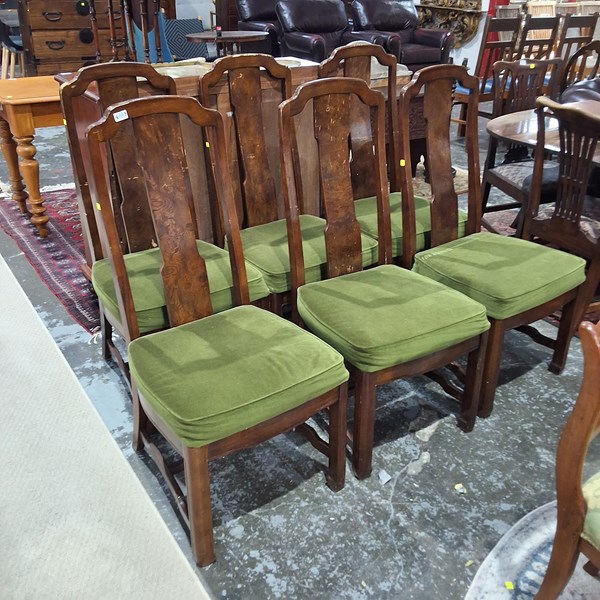 Lot 112 - DINING CHAIRS