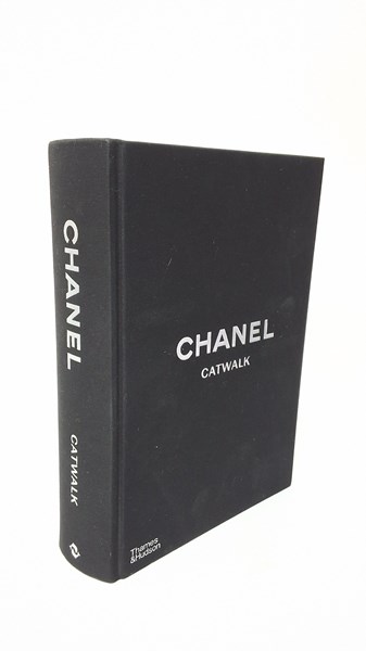 Lot 1391 - CHANEL