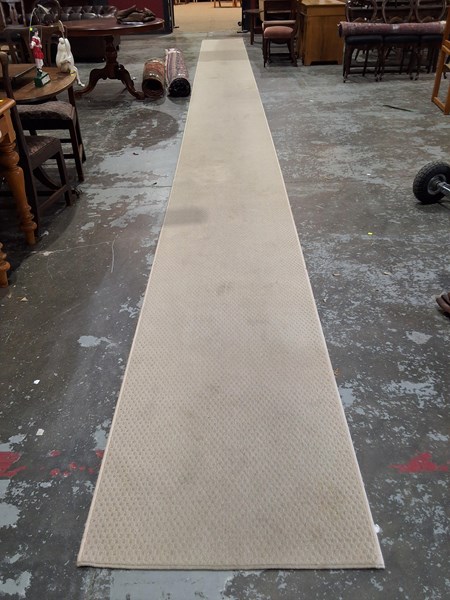 Lot 137 - HALL RUNNER