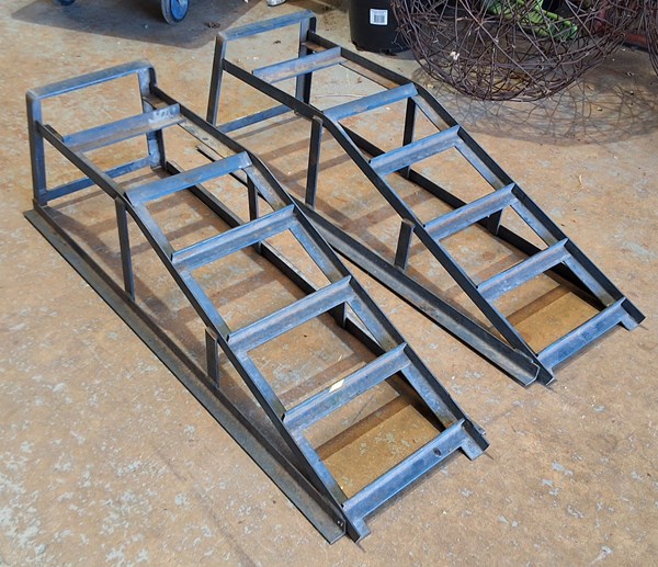 Lot 242 - GARAGE RAMPS