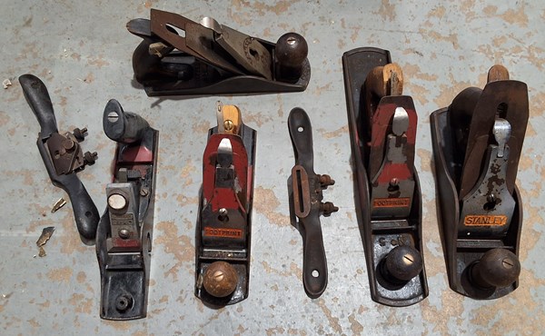 Lot 235 - WOOD PLANES