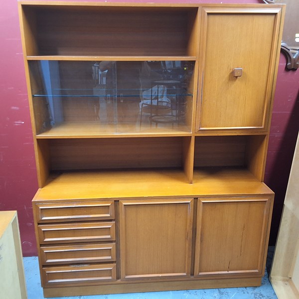 Lot 71 - WALL UNIT
