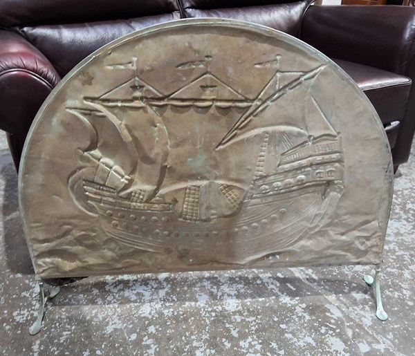 Lot 108 - FIRE SCREEN