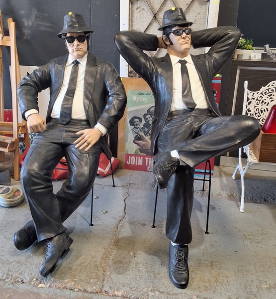 Lot 397 - DECORATIVE STATUES