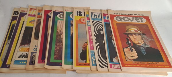 Lot 1413 - GOSET MAGAZINES
