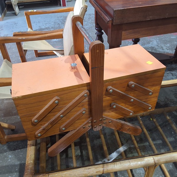 Lot 31 - SEWING CADDY