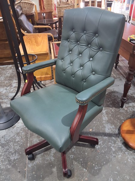 Lot 85 - CAPTAINS CHAIR