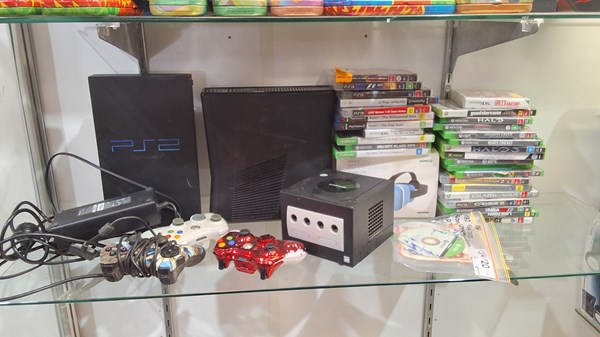 Lot 1383 - COMPUTER GAMING