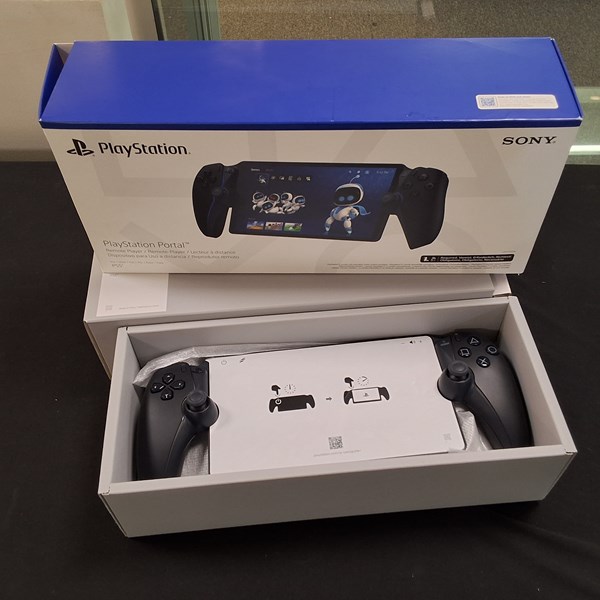 Lot 1219 - PLAYSTATION PORTAL
