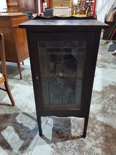 Lot 49 - RECORD CABINET