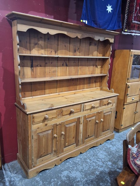 Lot 93 - KITCHEN DRESSER