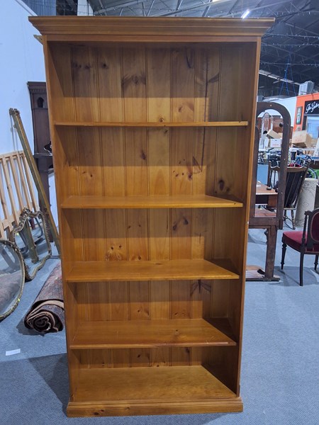 Lot 61 - PINE BOOKSHELF