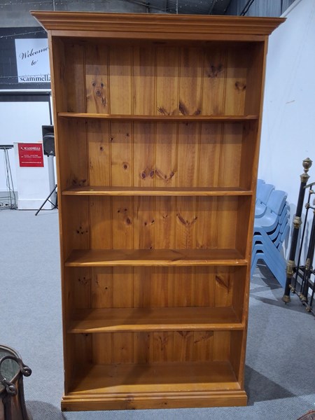 Lot 186 - PINE BOOKSHELF