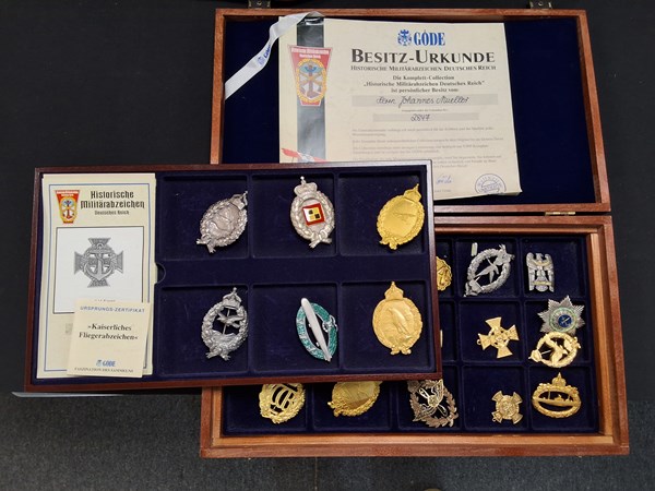 Lot 1277 - MEDALS