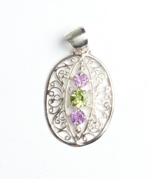 Lot 1015 - SILVER PENDANT