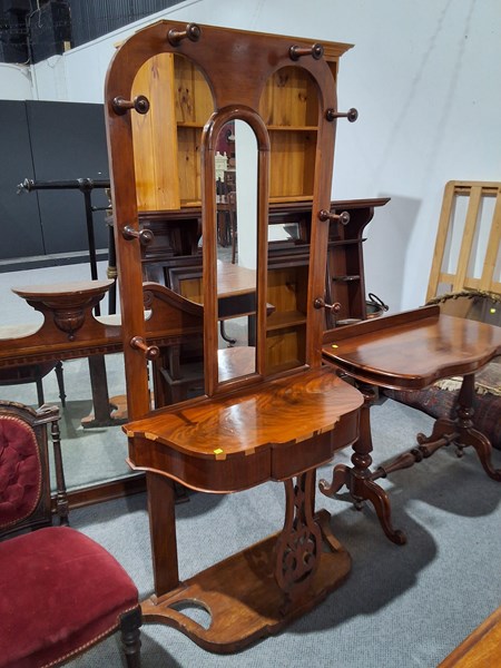 Lot 262 - MAHOGANY HALL STAND