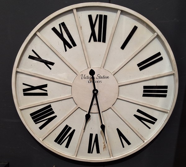 Lot 361 - WALL CLOCK