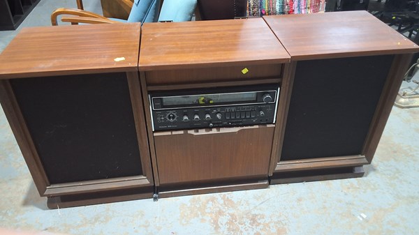 Lot 334 - STEREO