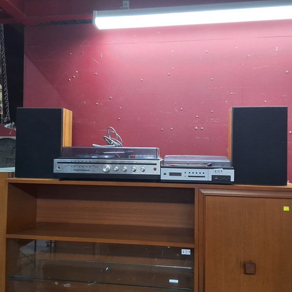 Lot 70 - AUDIO EQUIPMENT